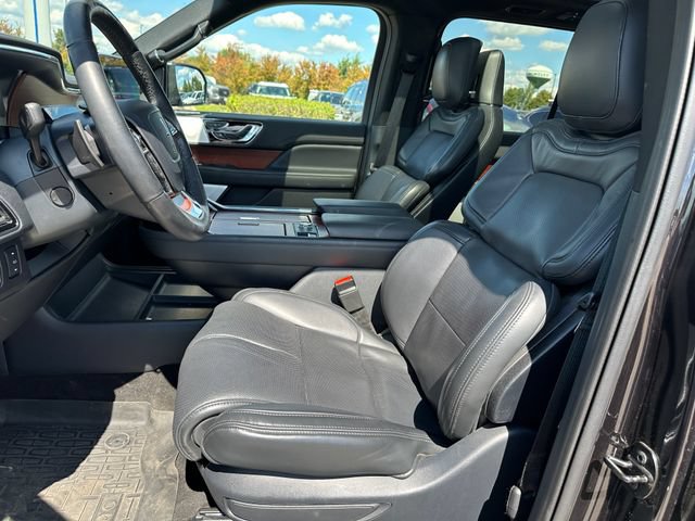 Used 2022 Lincoln Navigator Reserve w/ Equipment Group 201A AWD/4WD image 22