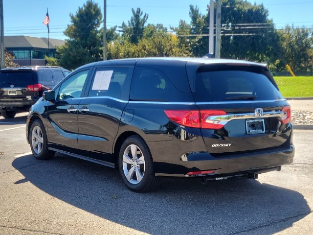Used 2018 Honda Odyssey EX-L image 3