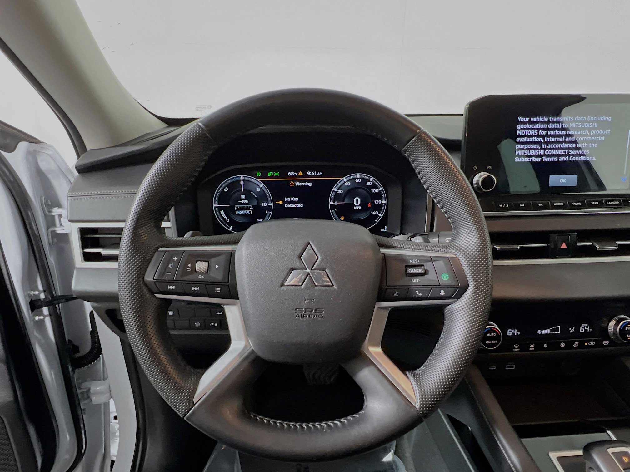 Used 2023 Mitsubishi Outlander Ralliart AWD/4WD image 18