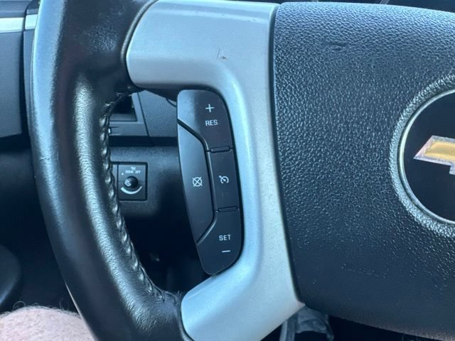 Used 2012 Chevrolet Traverse LT FWD image 22