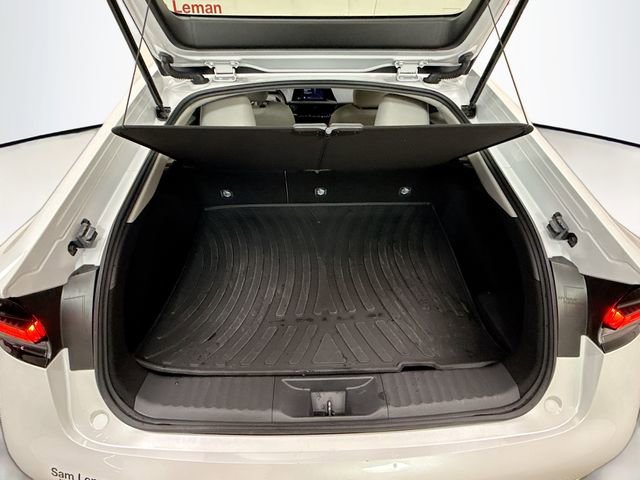 Used 2024 Toyota Prius XLE image 25