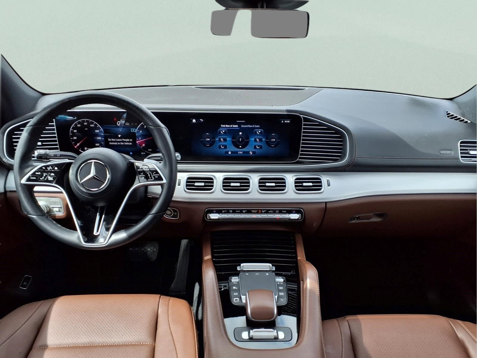 Used 2025 Mercedes-Benz GLS 450 4MATIC image 13