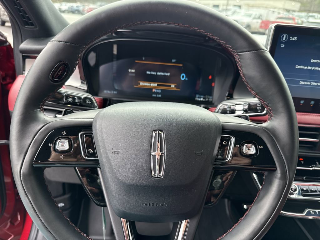 Used 2025 Lincoln Corsair Grand Touring w/ Equipment Group 301A image 23