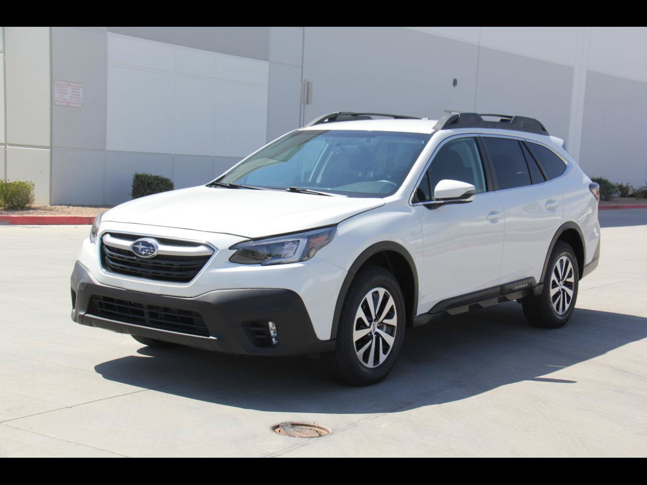 Used 2020 Subaru Outback Premium w/ Popular Package #1 AWD/4WD image 1