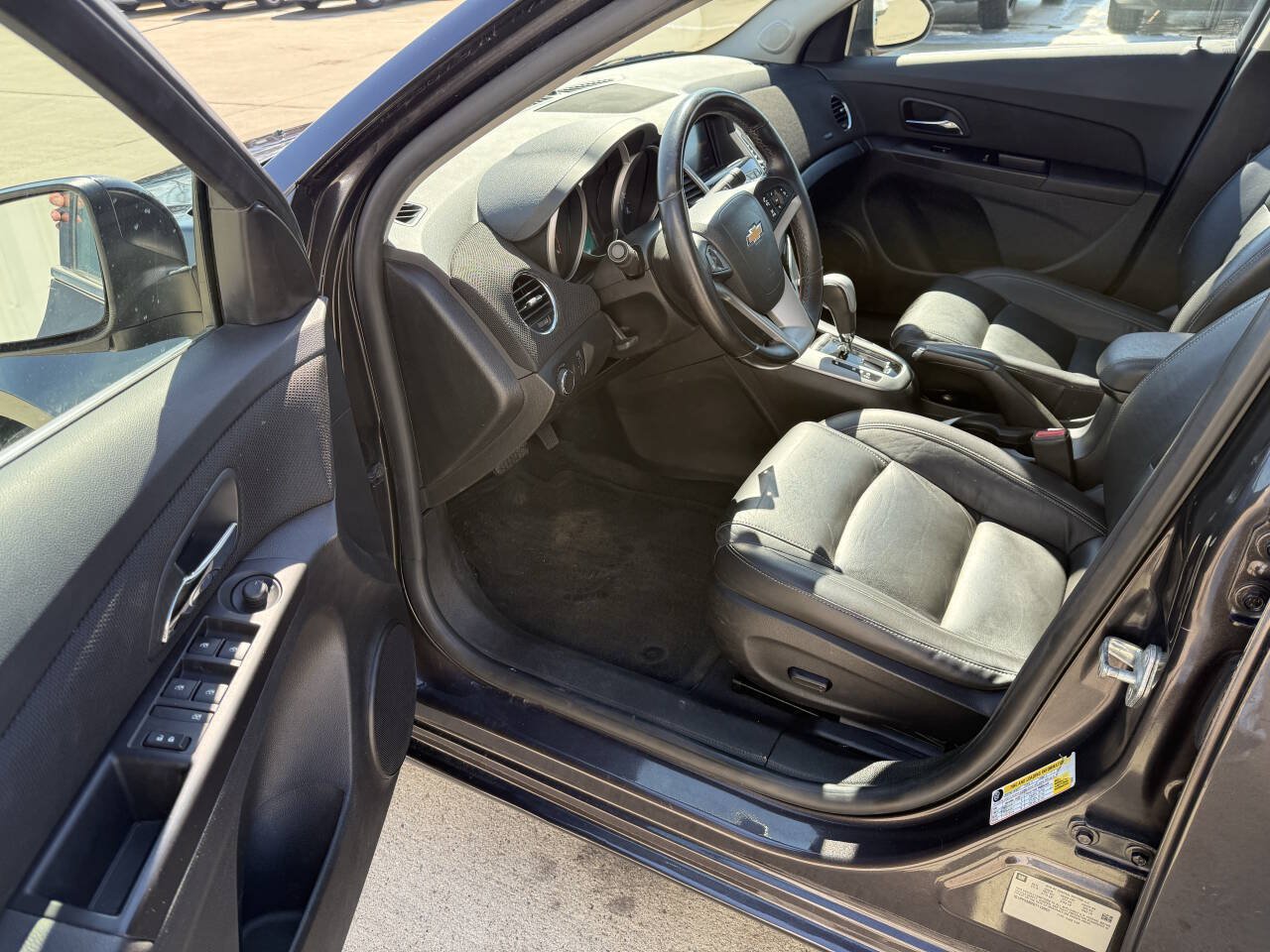 Used 2016 Chevrolet Cruze LT FWD image 5