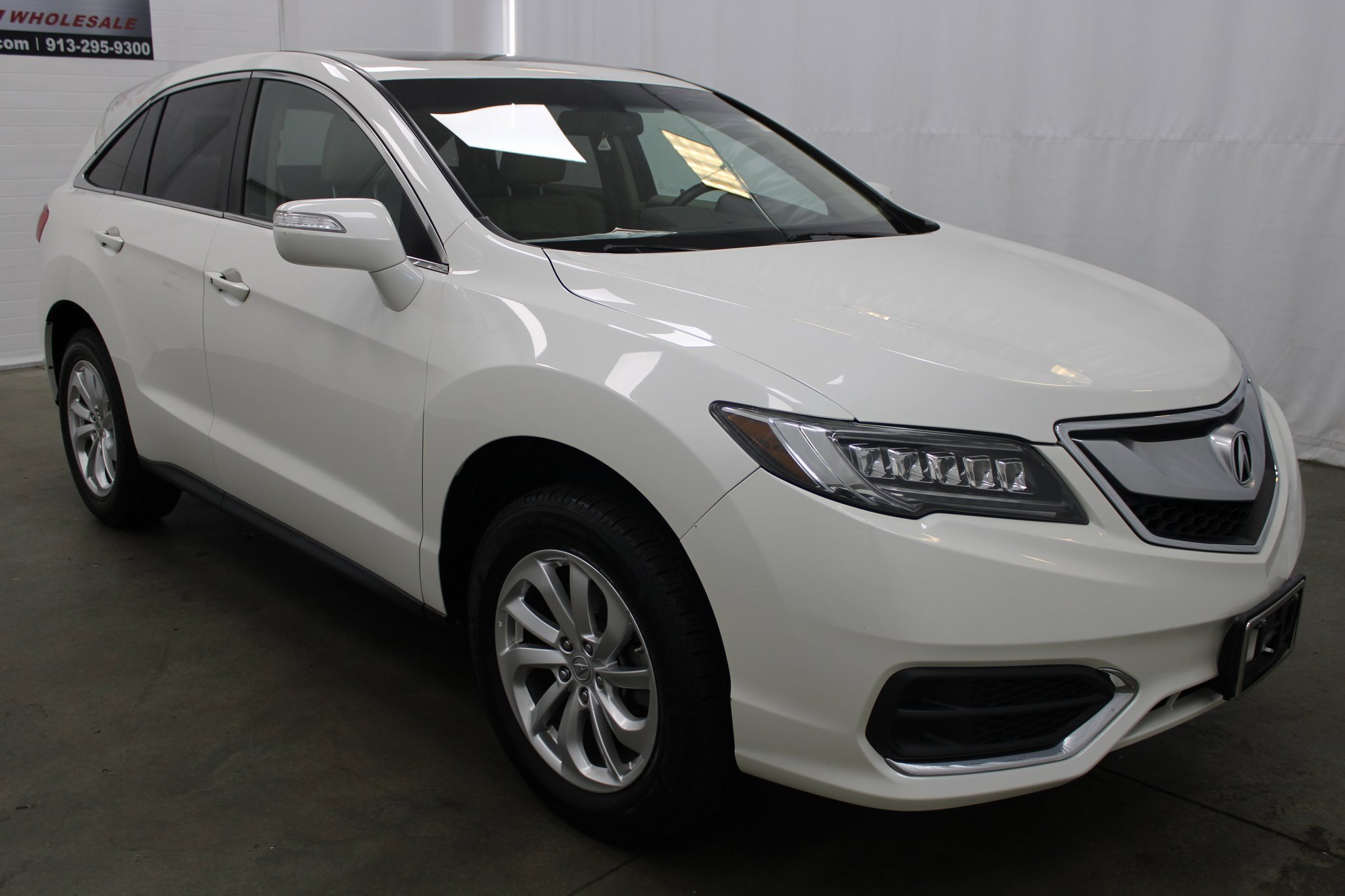 Used 2017 Acura RDX FWD image 3