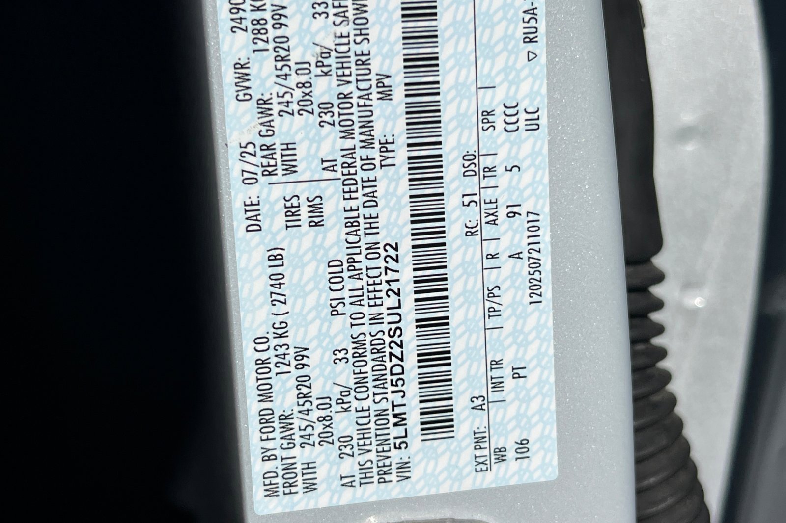 Used 2025 Lincoln Corsair Grand Touring w/ Equipment Group 301A image 30