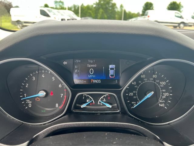 Used 2016 Ford Focus Titanium w/ Titanium Technology Package FWD image 15