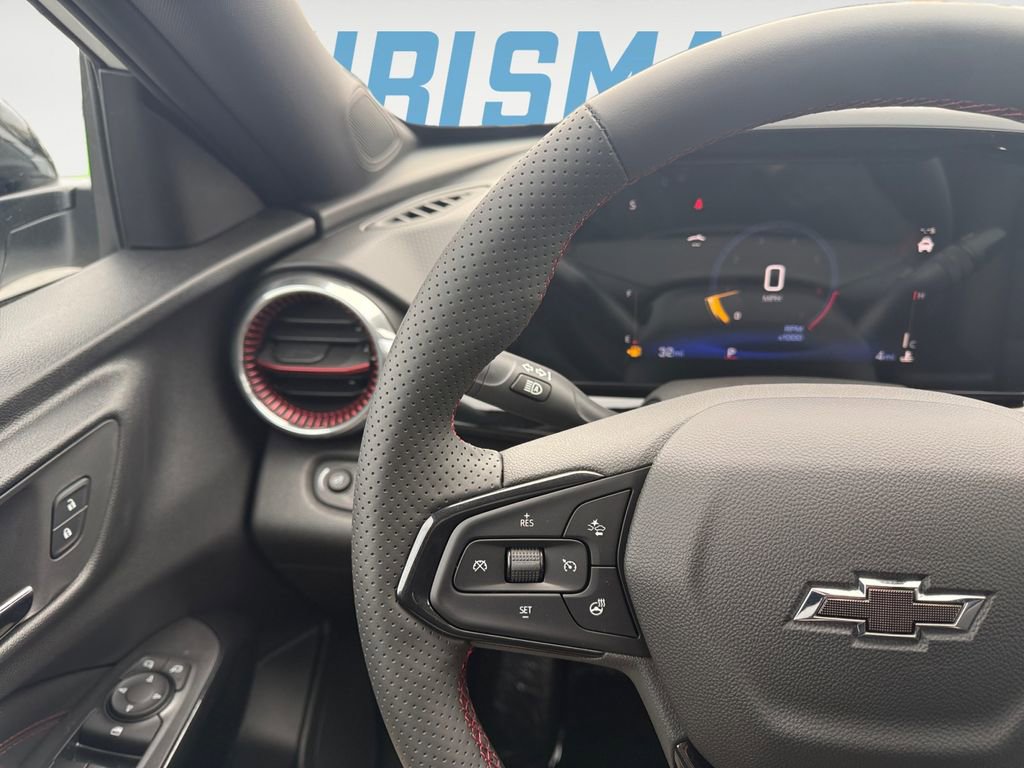 New 2026 Chevrolet Trax RS w/ Driver Confidence Package FWD image 20
