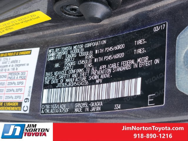 Used 2017 Toyota 4Runner Limited AWD/4WD image 33