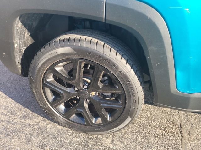 Used 2022 Jeep Renegade Altitude image 10