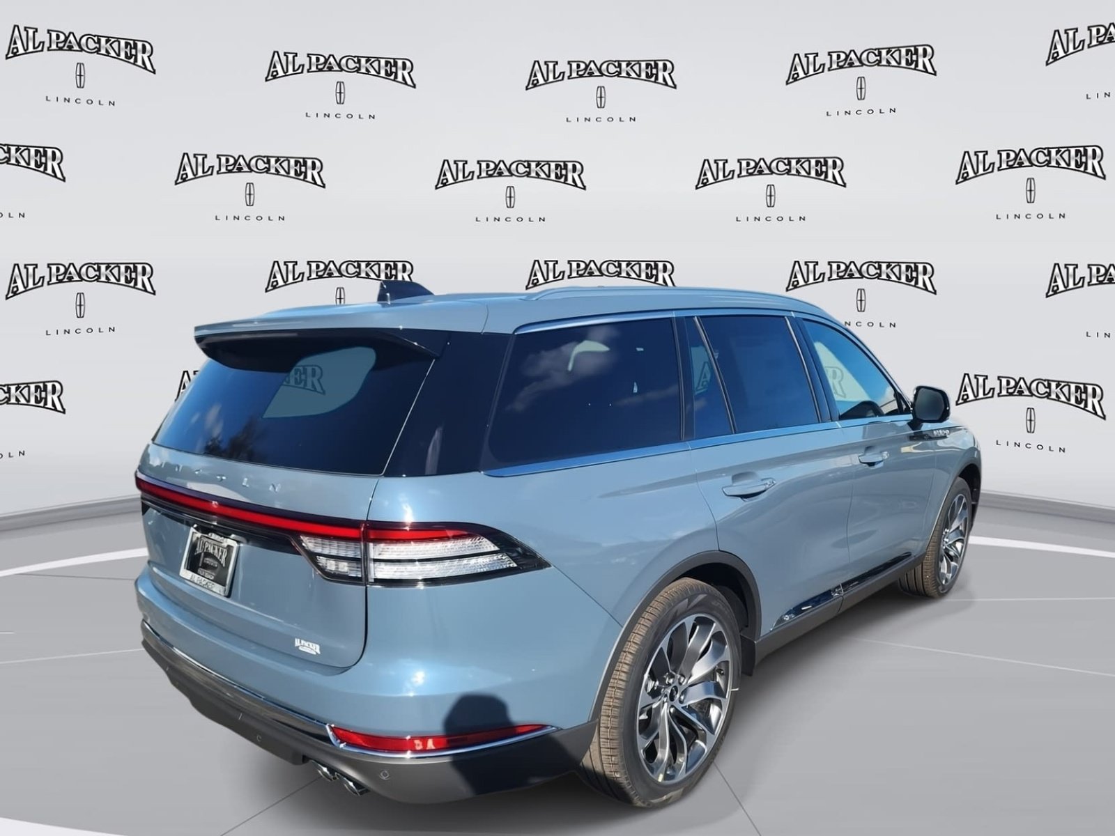 New 2026 Lincoln Aviator Reserve RWD image 5