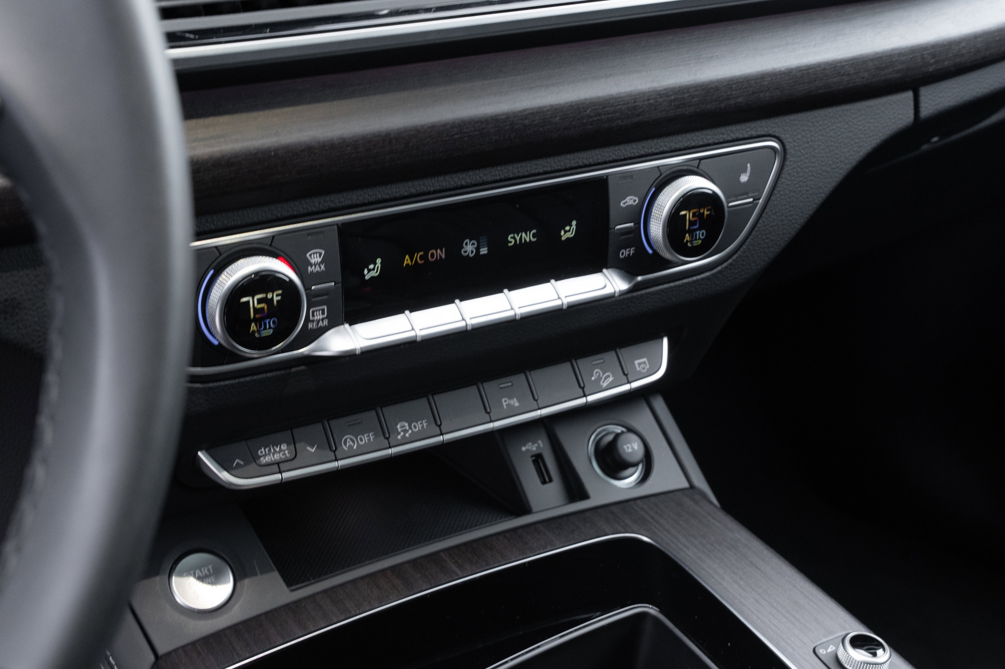 Certified 2025 Audi Q5 2.0T Premium Plus w/ Premium Plus Package image 15