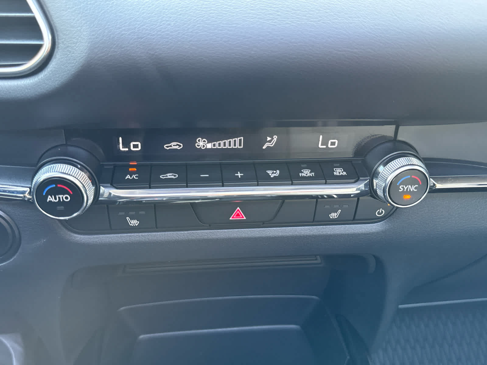Certified 2025 MAZDA CX-30 AWD 2.5 S w/ Preferred Package image 16
