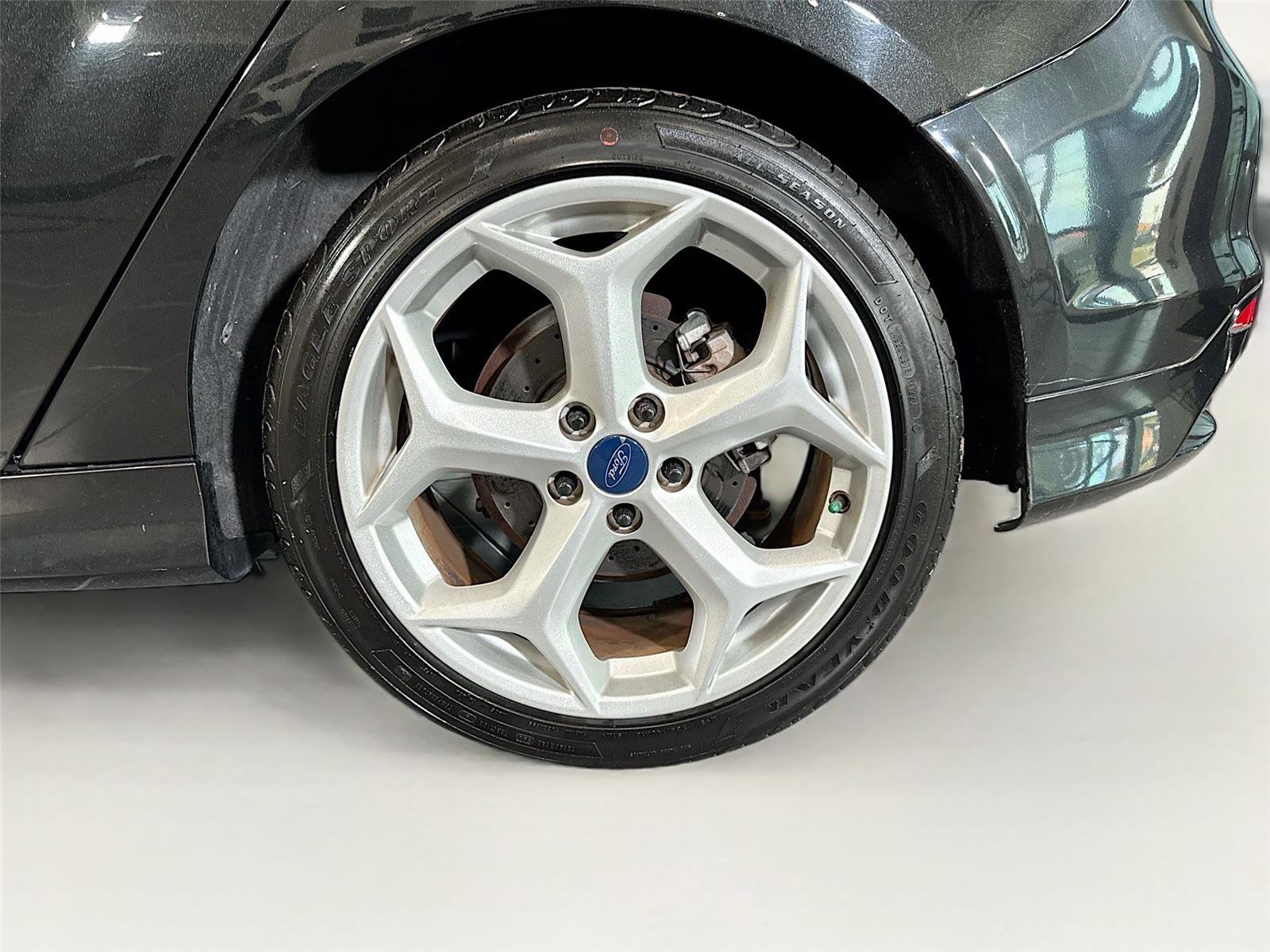 Used 2014 Ford Focus ST w/ Equipment Group 202A FWD image 27
