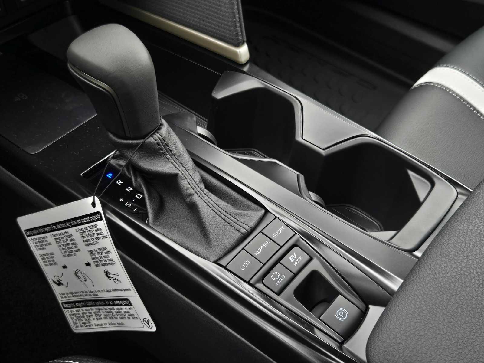 Certified 2026 Toyota Camry SE w/ Convenience Package FWD image 16