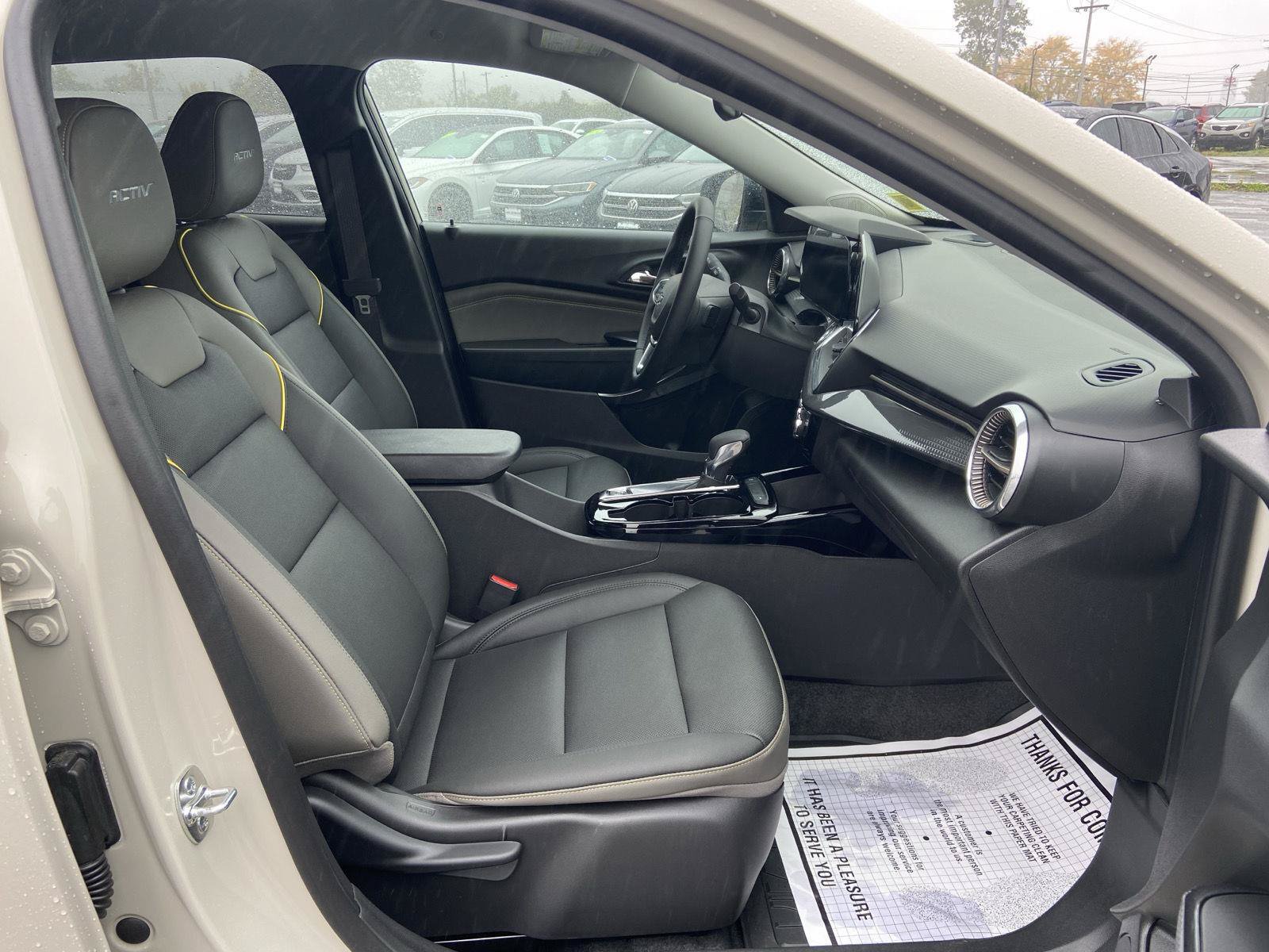 Used 2026 Chevrolet Trax ACTIV w/ Driver Confidence Package FWD image 20