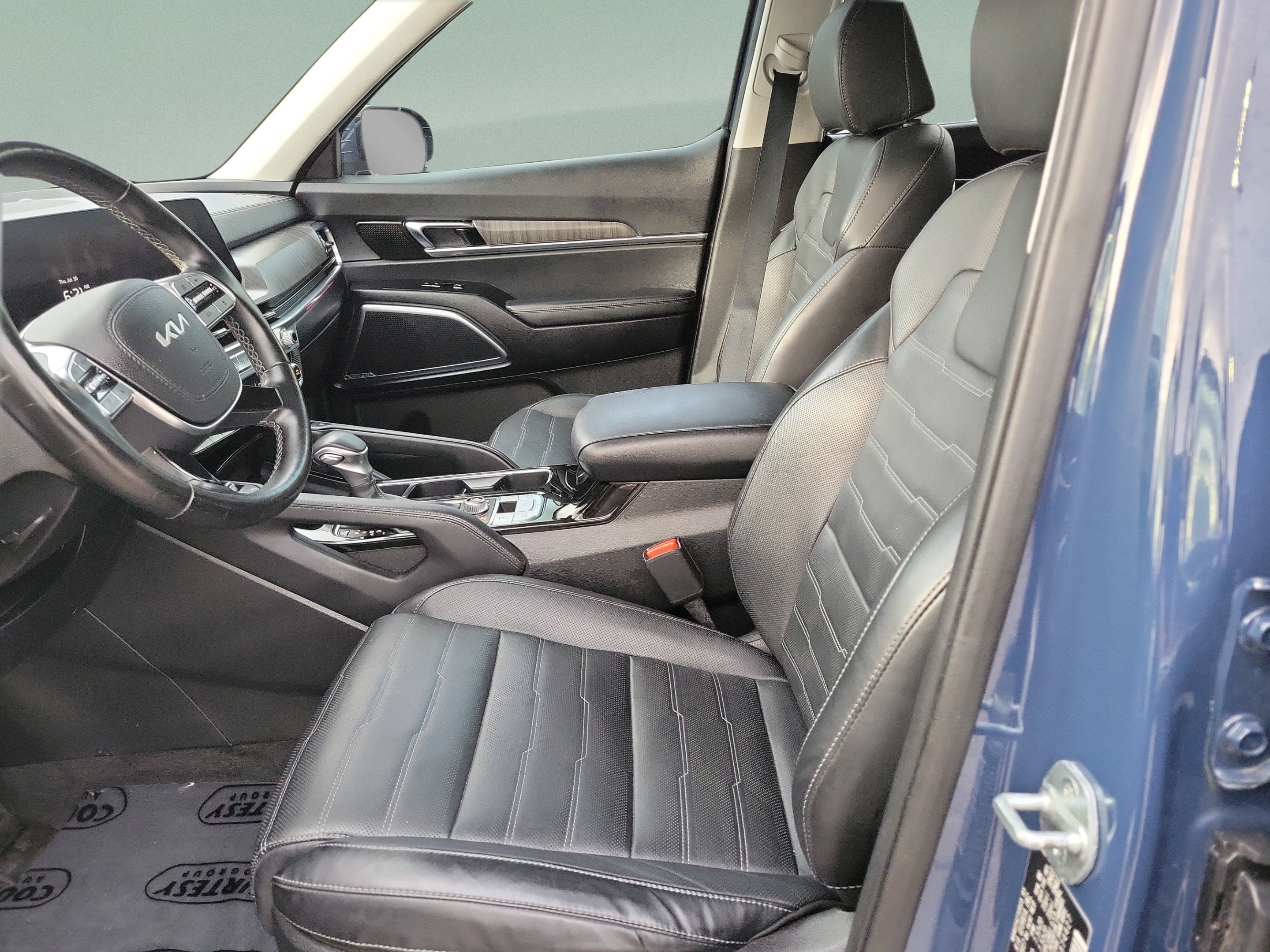 Certified 2023 Kia Telluride SX Prestige AWD/4WD image 16
