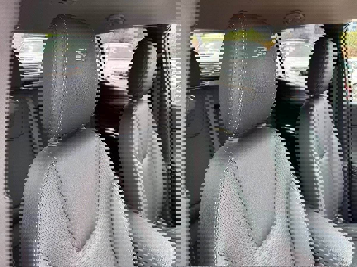 Used 2024 Buick Encore GX Sport Touring w/ Comfort Package image 15