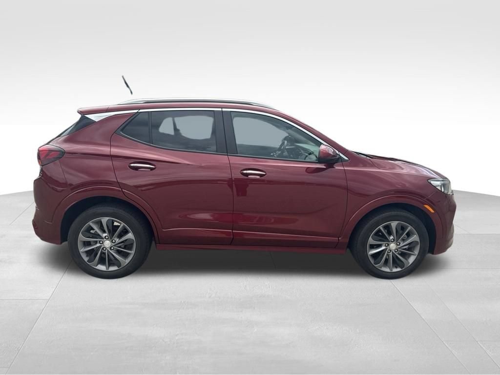 Used 2023 Buick Encore GX Select w/ Sport Touring Package FWD image 7