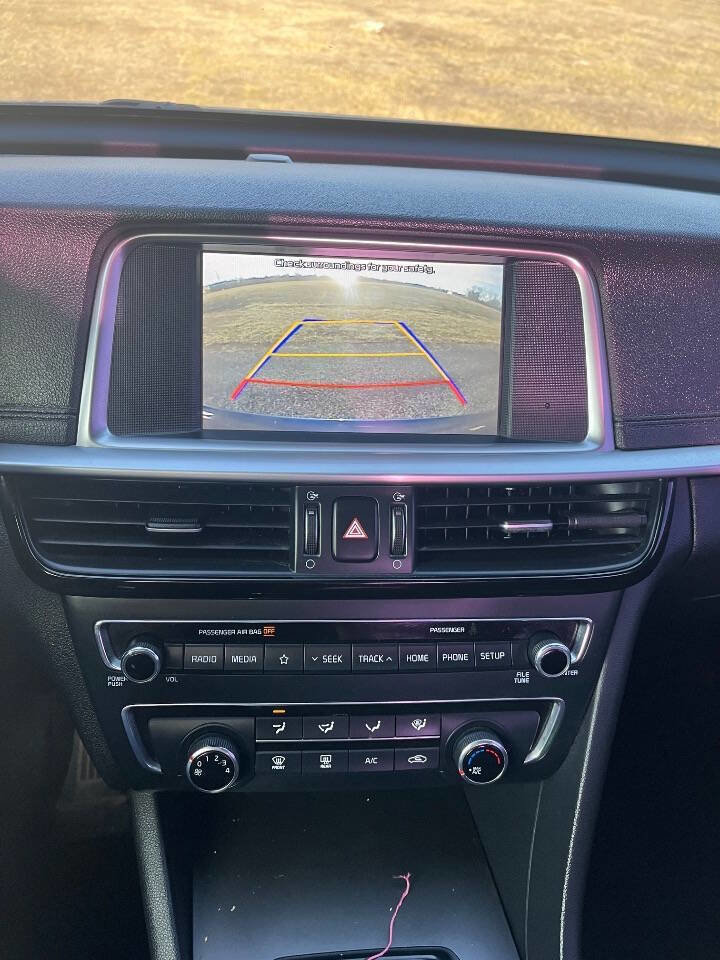 Used 2019 Kia Optima LX image 9
