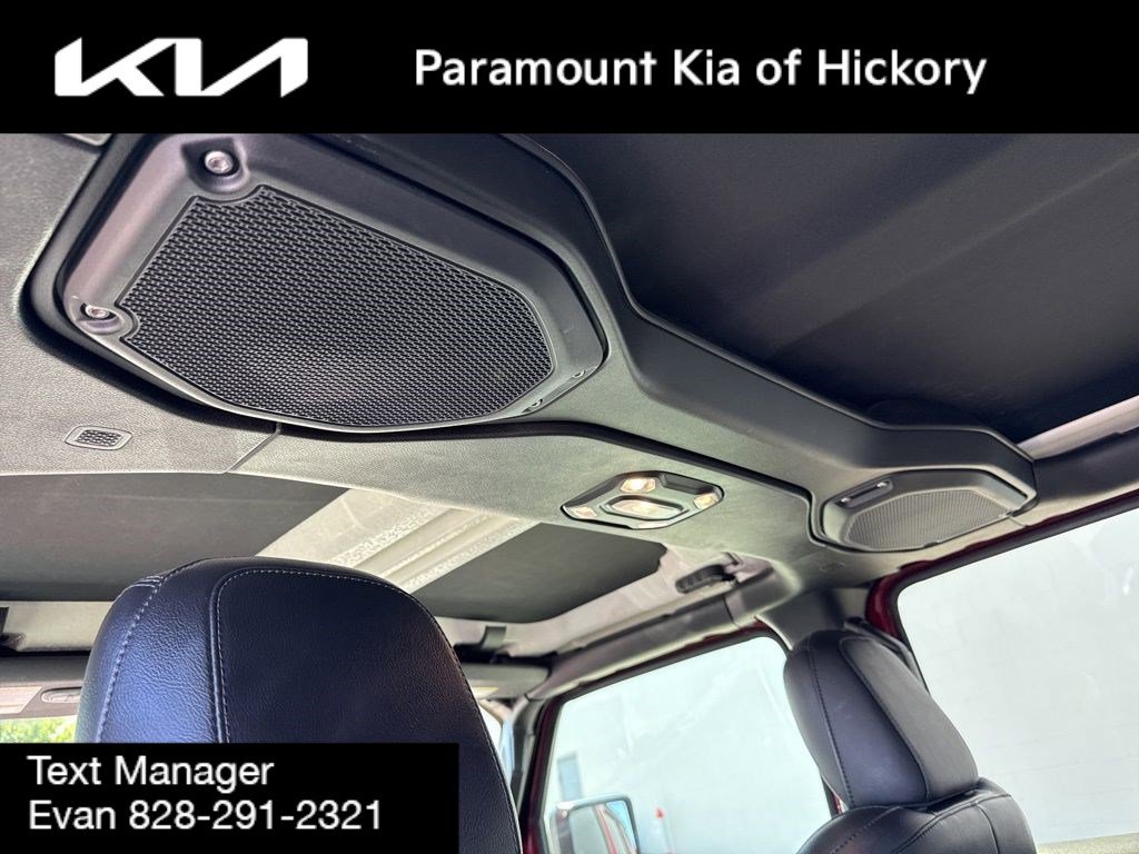 Used 2021 Jeep Wrangler Unlimited Sahara AWD/4WD image 18