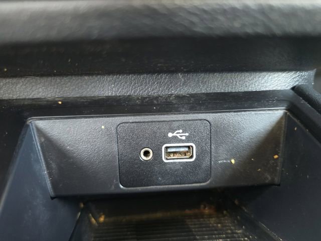 Used 2025 Nissan Kicks S image 6