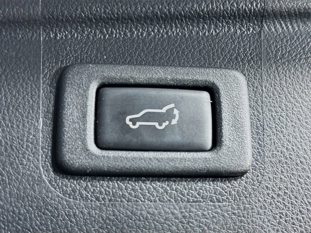 Used 2015 Subaru Outback 2.5i Limited image 32