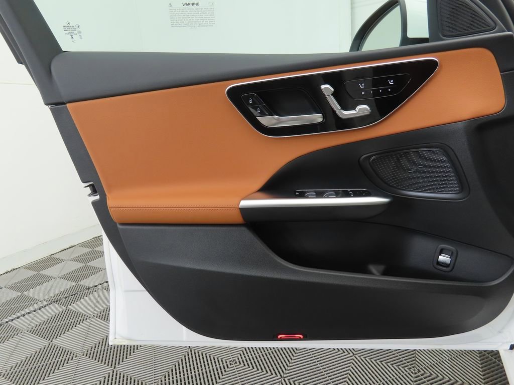 New 2025 Mercedes-Benz C 300 4MATIC Sedan image 24