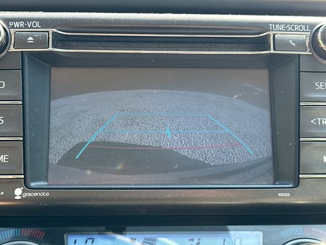 Used 2015 Toyota RAV4 XLE AWD/4WD image 33