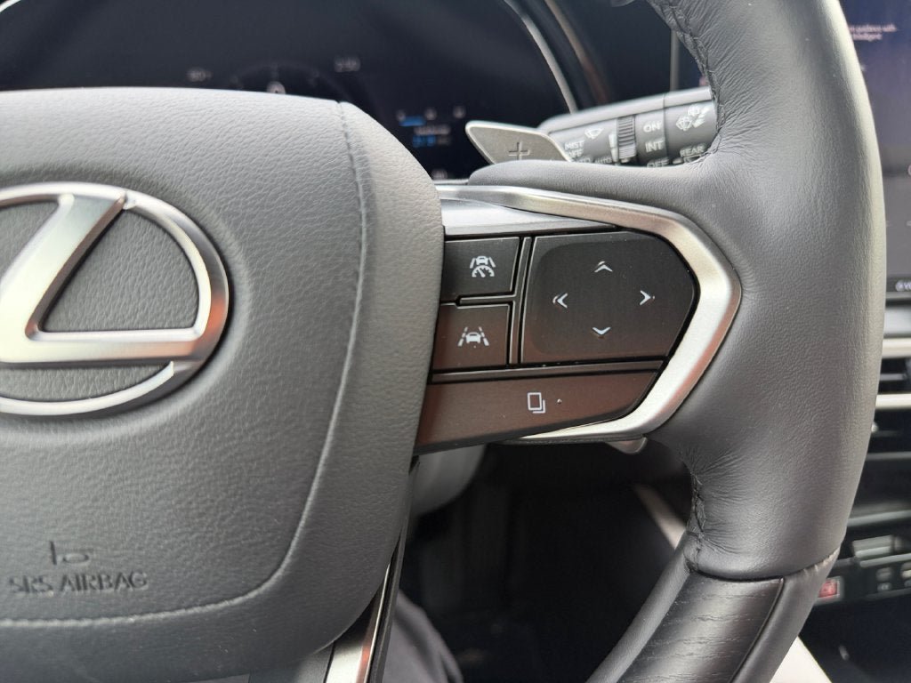 Used 2025 Lexus RX 350 Premium Plus w/ Convenience Package FWD image 16