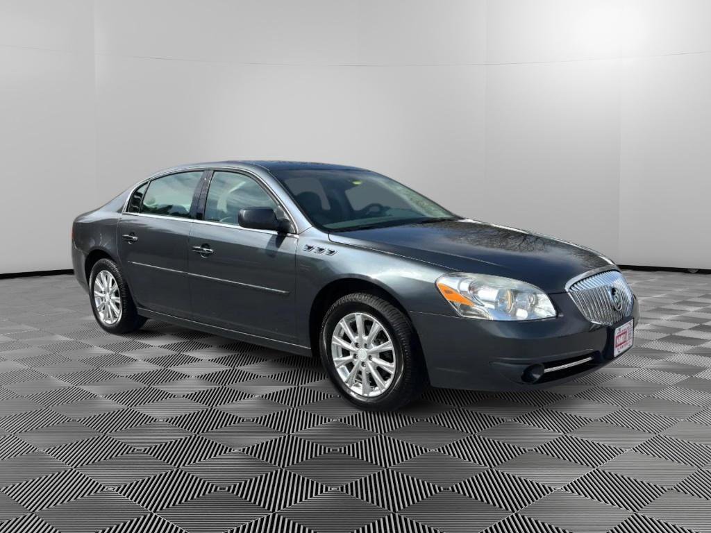 Used 2011 Buick Lucerne CXL w/ Driver Confidence Package image 2