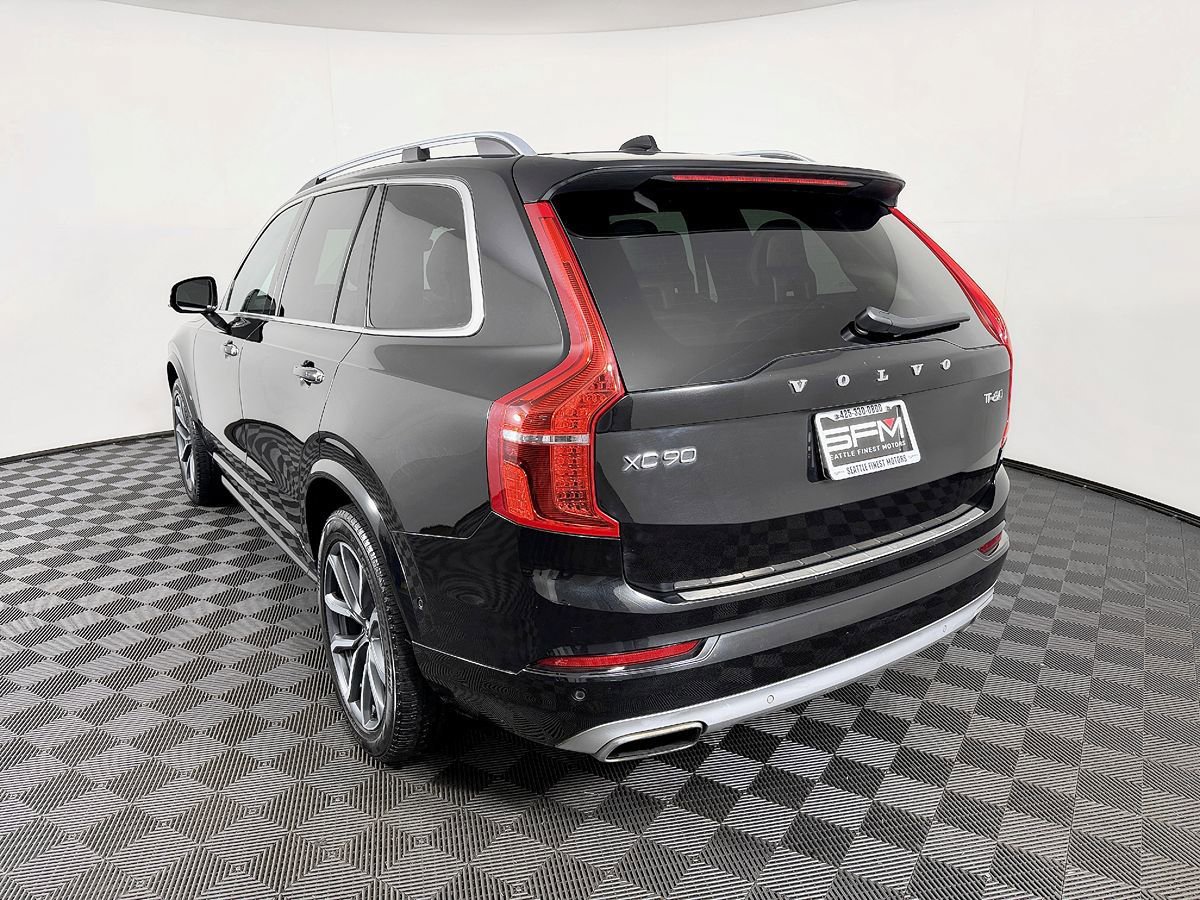 Used 2016 Volvo XC90 T6 Momentum w/ Momentum Plus Package AWD/4WD image 16