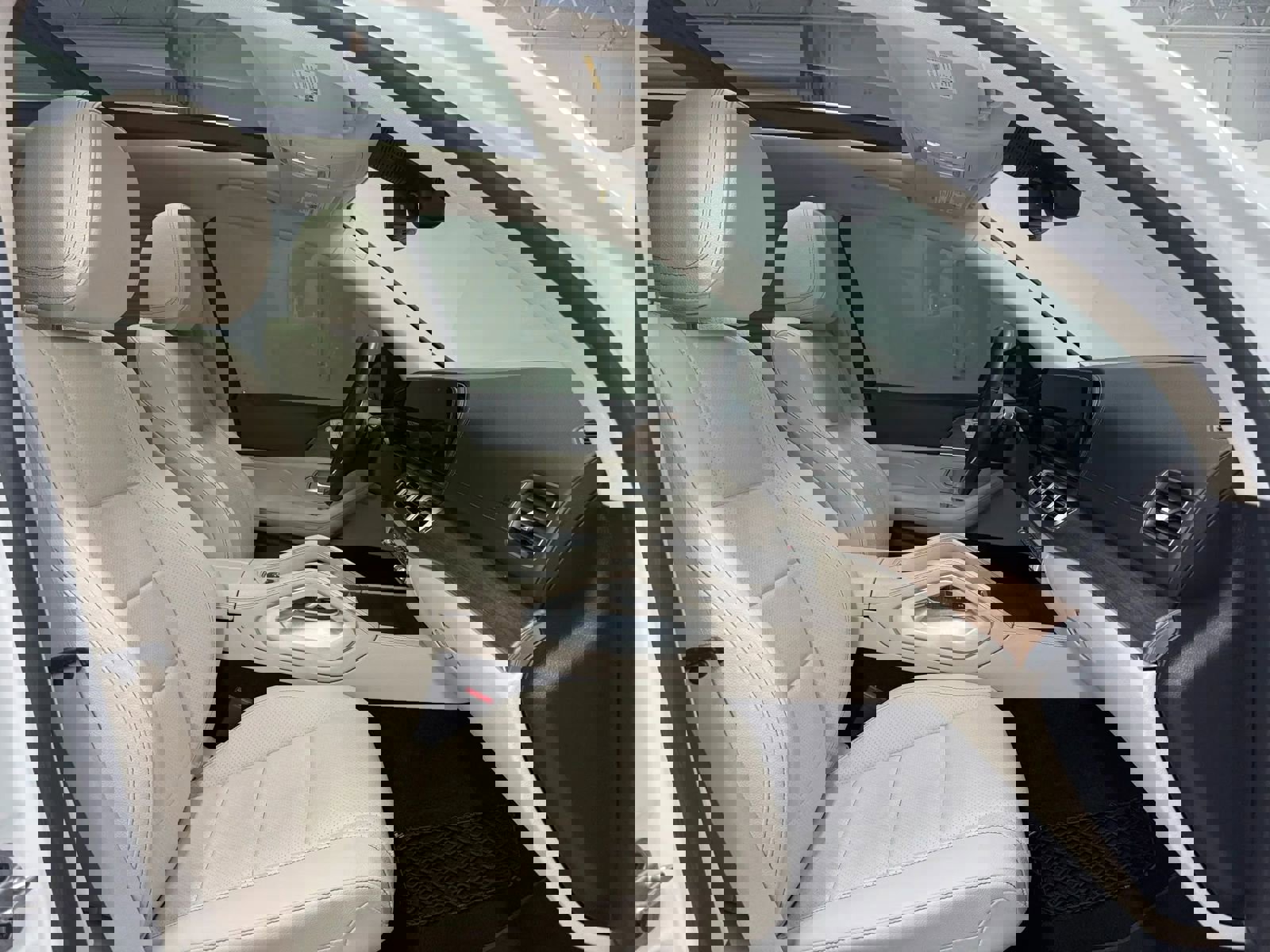 Used 2021 Mercedes-Benz GLS 450 4MATIC image 14