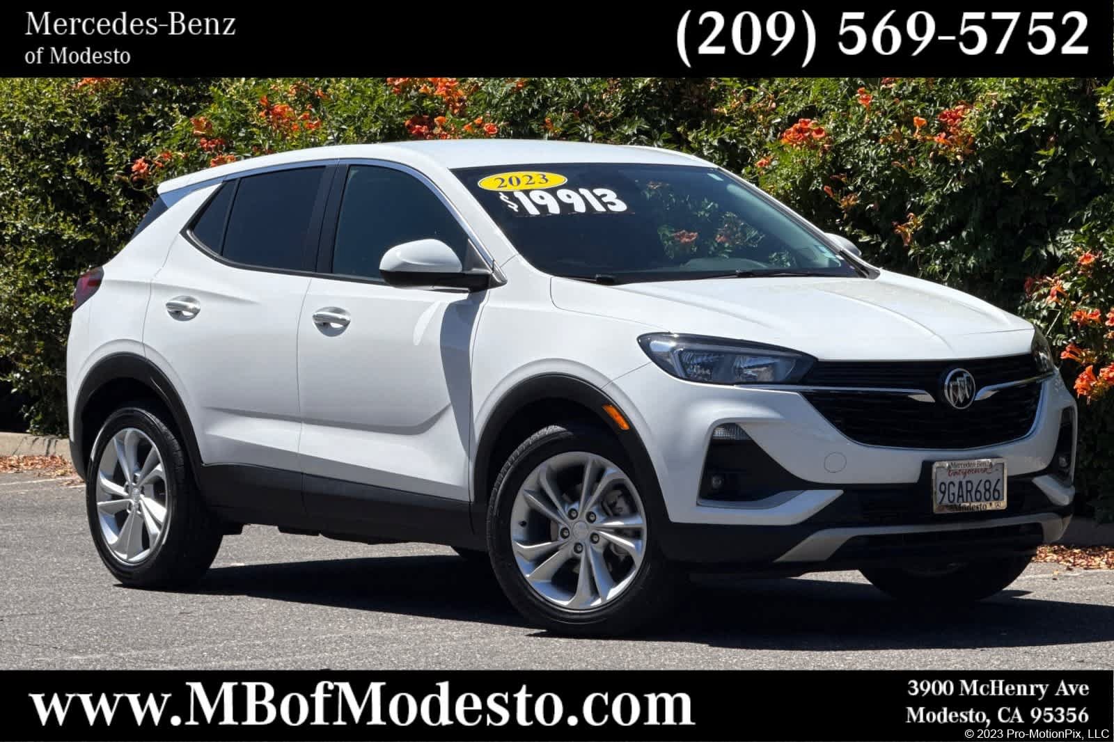 Used 2023 Buick Encore GX Preferred w/ Cold Weather Comfort Package FWD image 1
