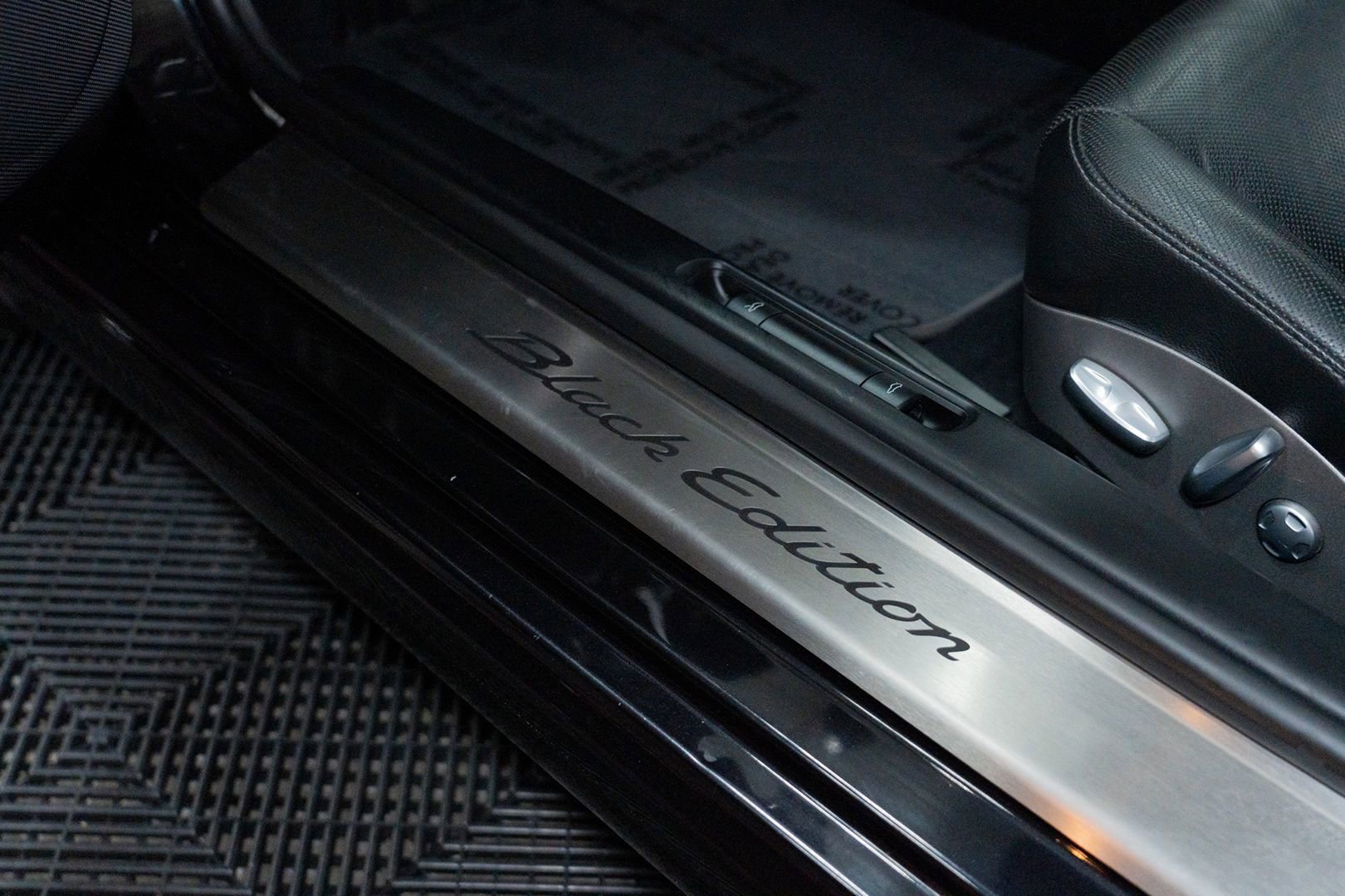 Used 2012 Porsche 911 Carrera RWD image 22