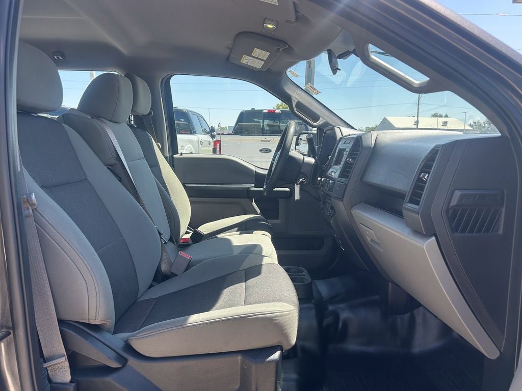 Used 2015 Ford F150 XL w/ Equipment Group 101A Mid AWD/4WD image 18