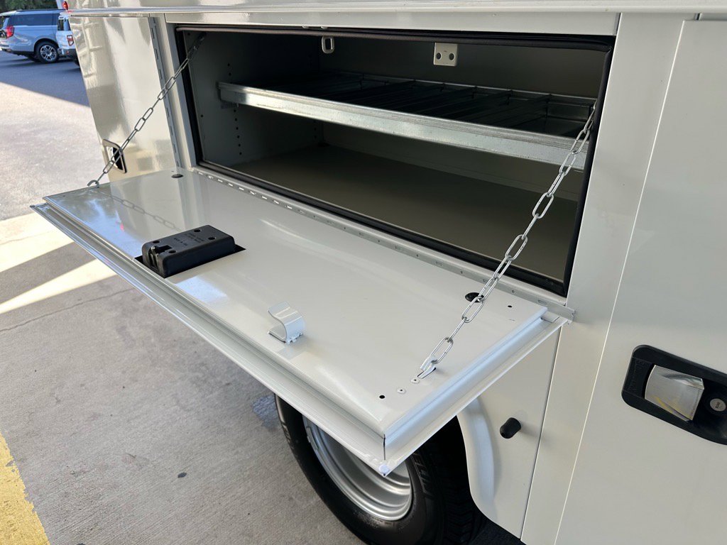 New 2026 Ford F350 XL w/ XL Chrome Package image 14