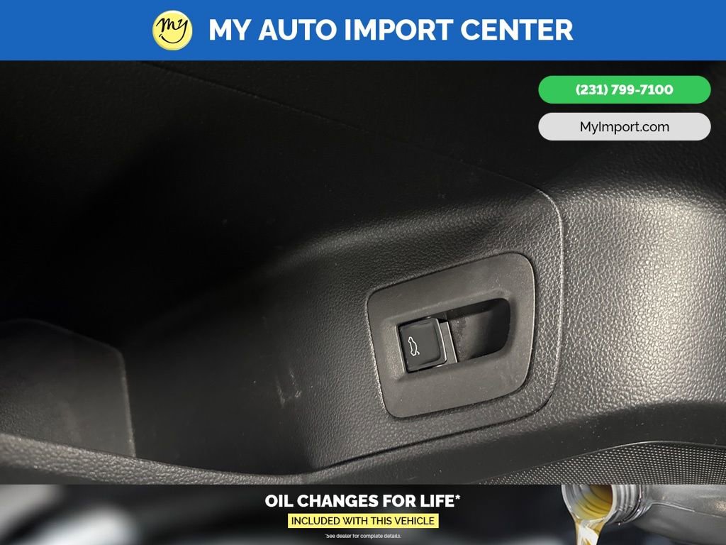 Used 2023 Volkswagen Atlas SEL Premium image 12