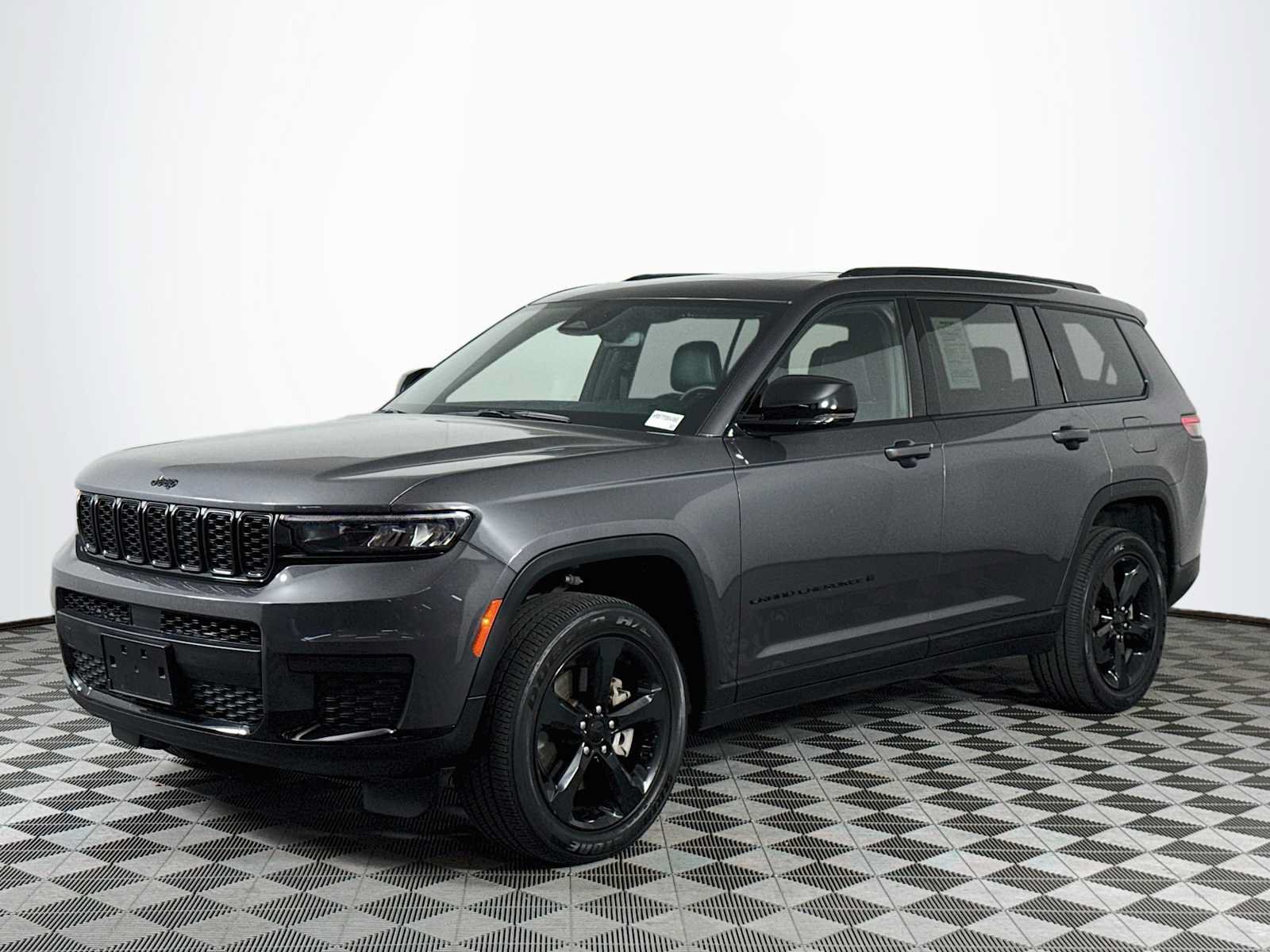 Used 2023 Jeep Grand Cherokee L Altitude