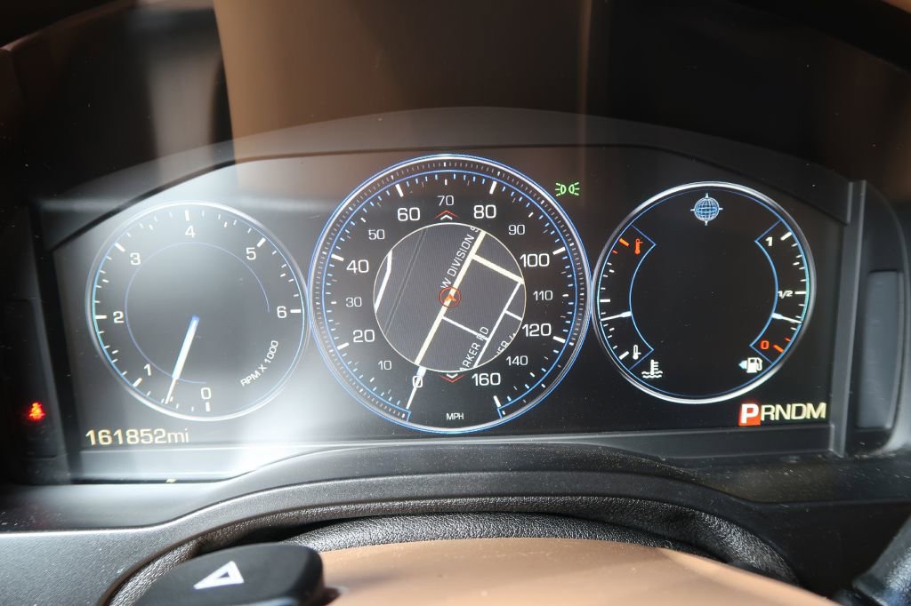 Used 2015 Cadillac Escalade ESV Platinum AWD/4WD image 20