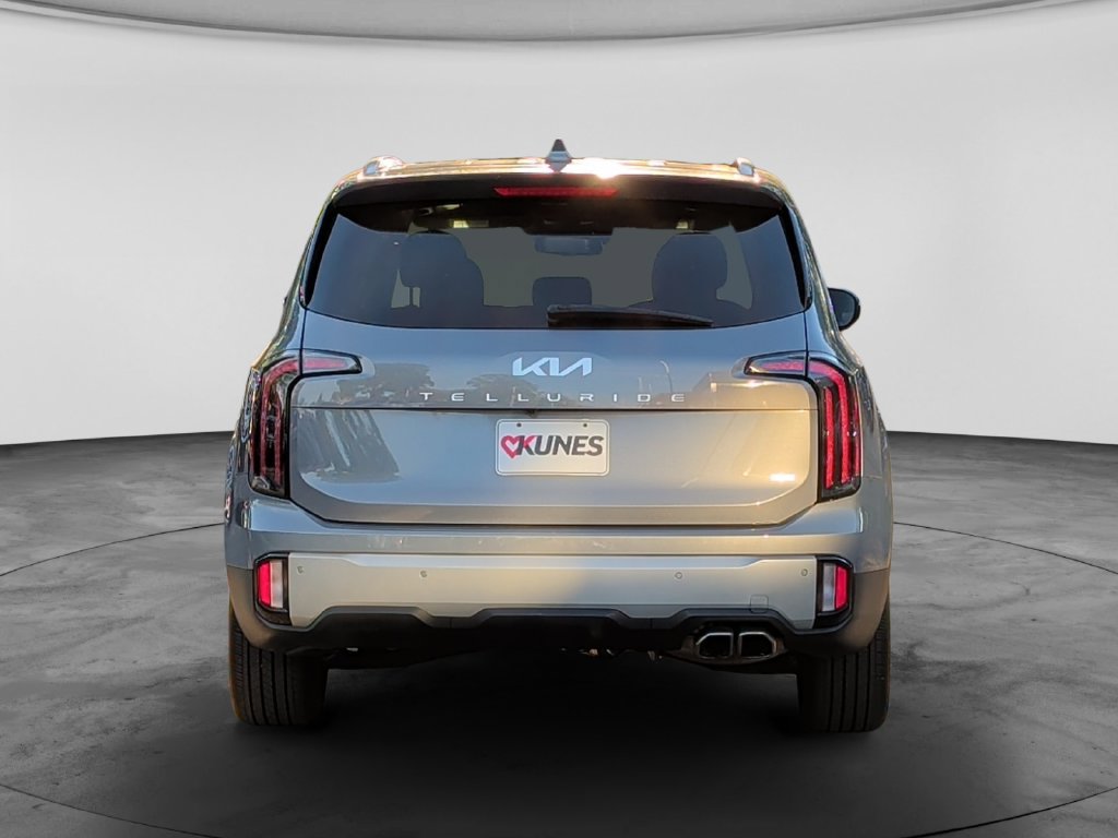 Used 2024 Kia Telluride EX AWD/4WD image 6