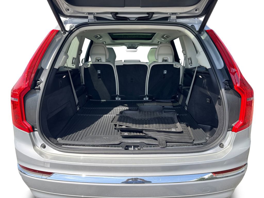 Used 2024 Volvo XC90 B5 Core w/ Climate Package AWD/4WD image 6