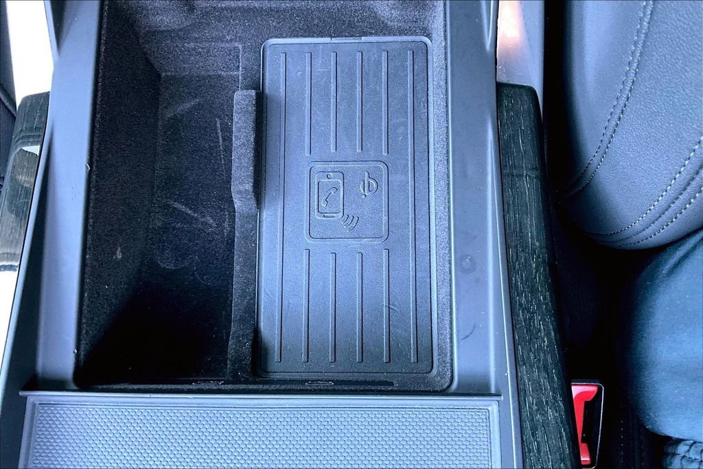 Certified 2023 Audi Q7 2.0T Premium w/ Convenience Package image 16