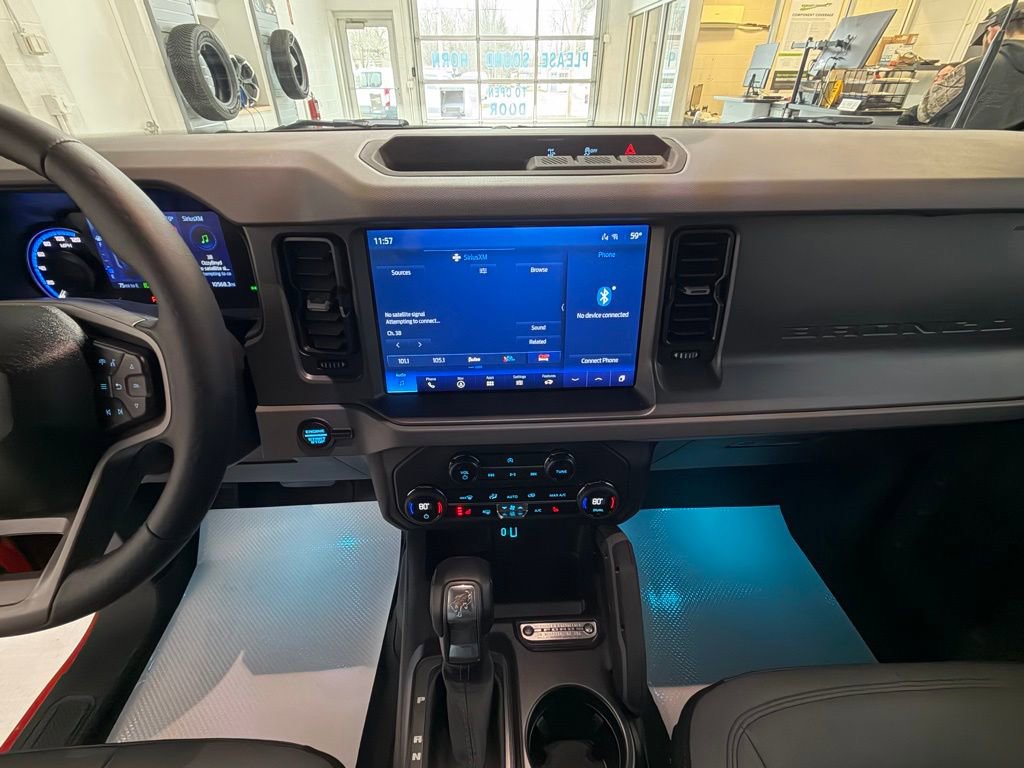 Used 2024 Ford Bronco Big Bend image 13