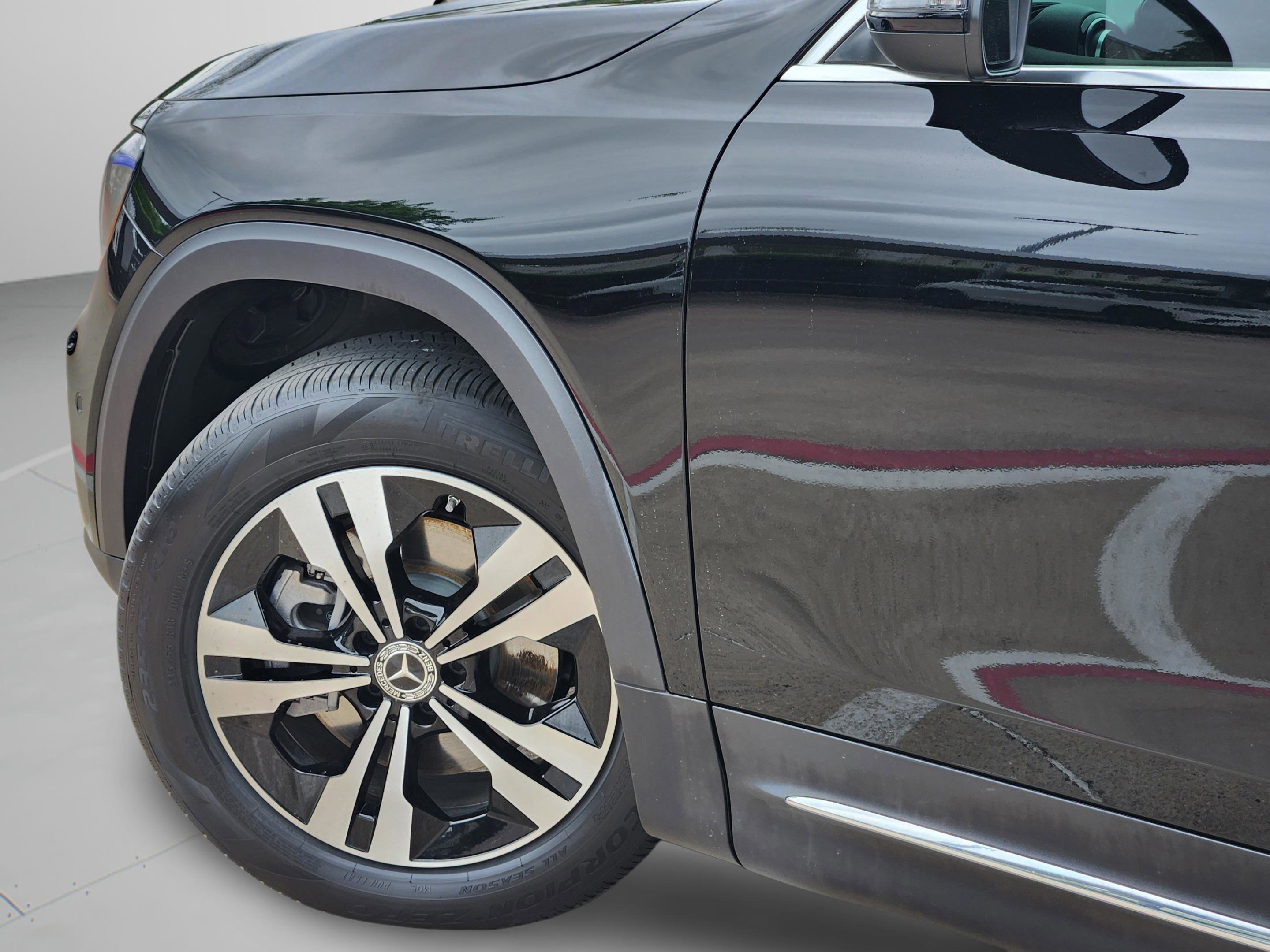 Certified 2025 Mercedes-Benz GLB 250 image 25