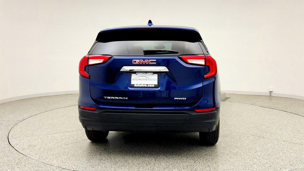 Used 2022 GMC Terrain SLE AWD/4WD image 6