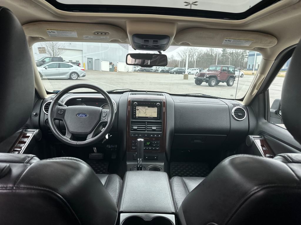 Used 2010 Ford Explorer Limited image 28