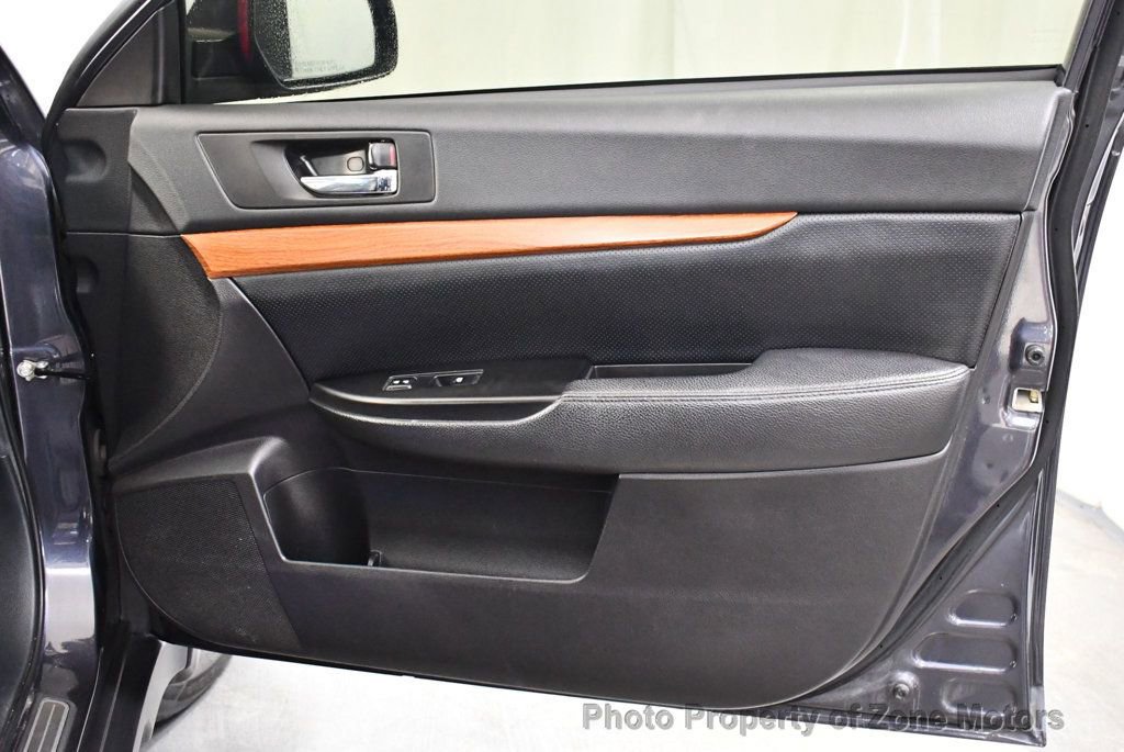 Used 2013 Subaru Outback 2.5i Limited w/ Moonroof Pkg image 13
