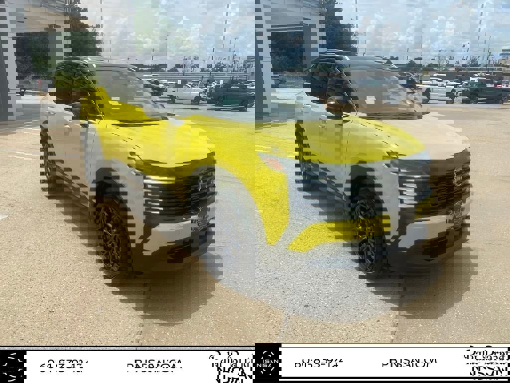 New 2025 Nissan Kicks SR image 3